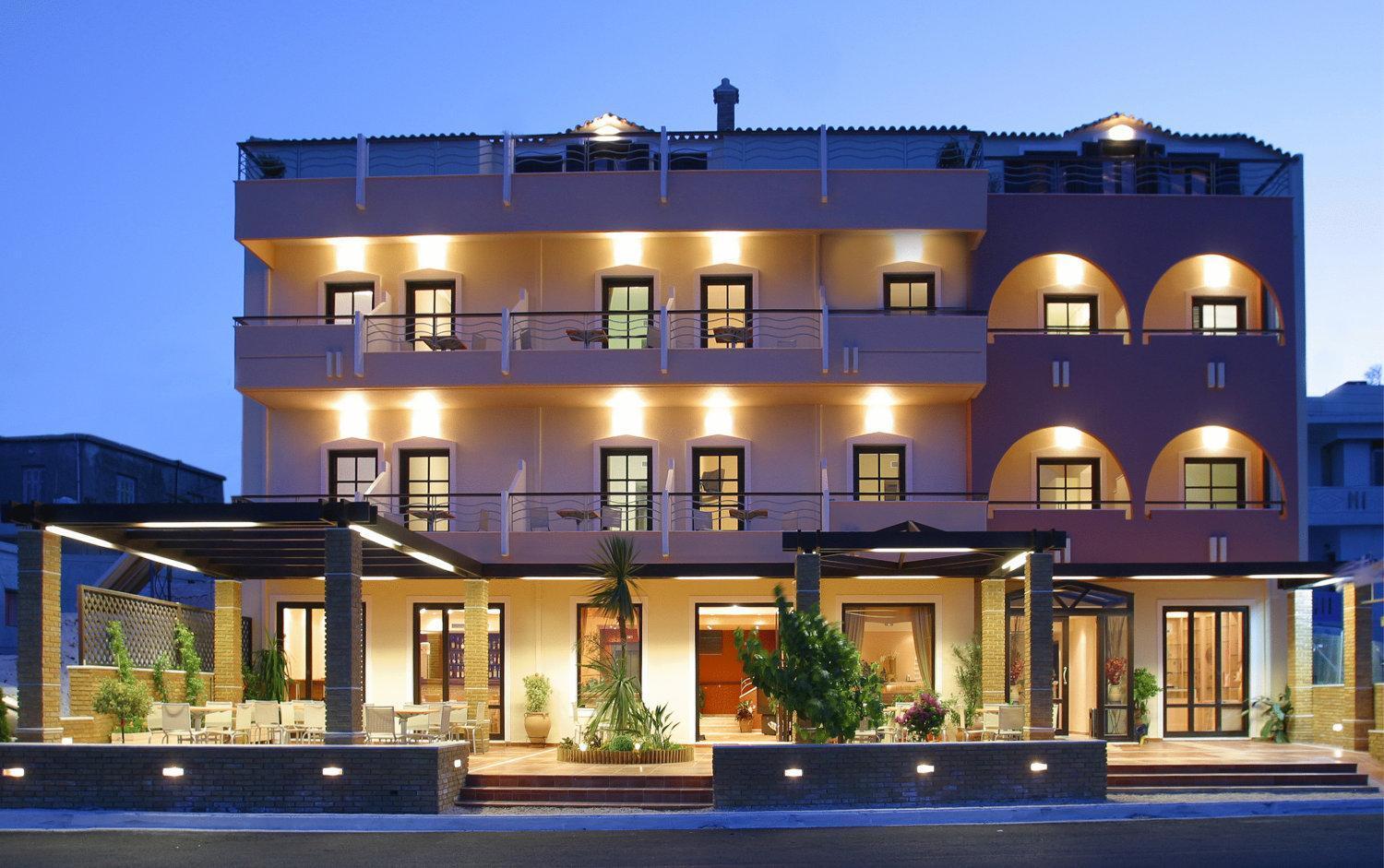 Hotel On The Rocks Paleochora Exterior foto